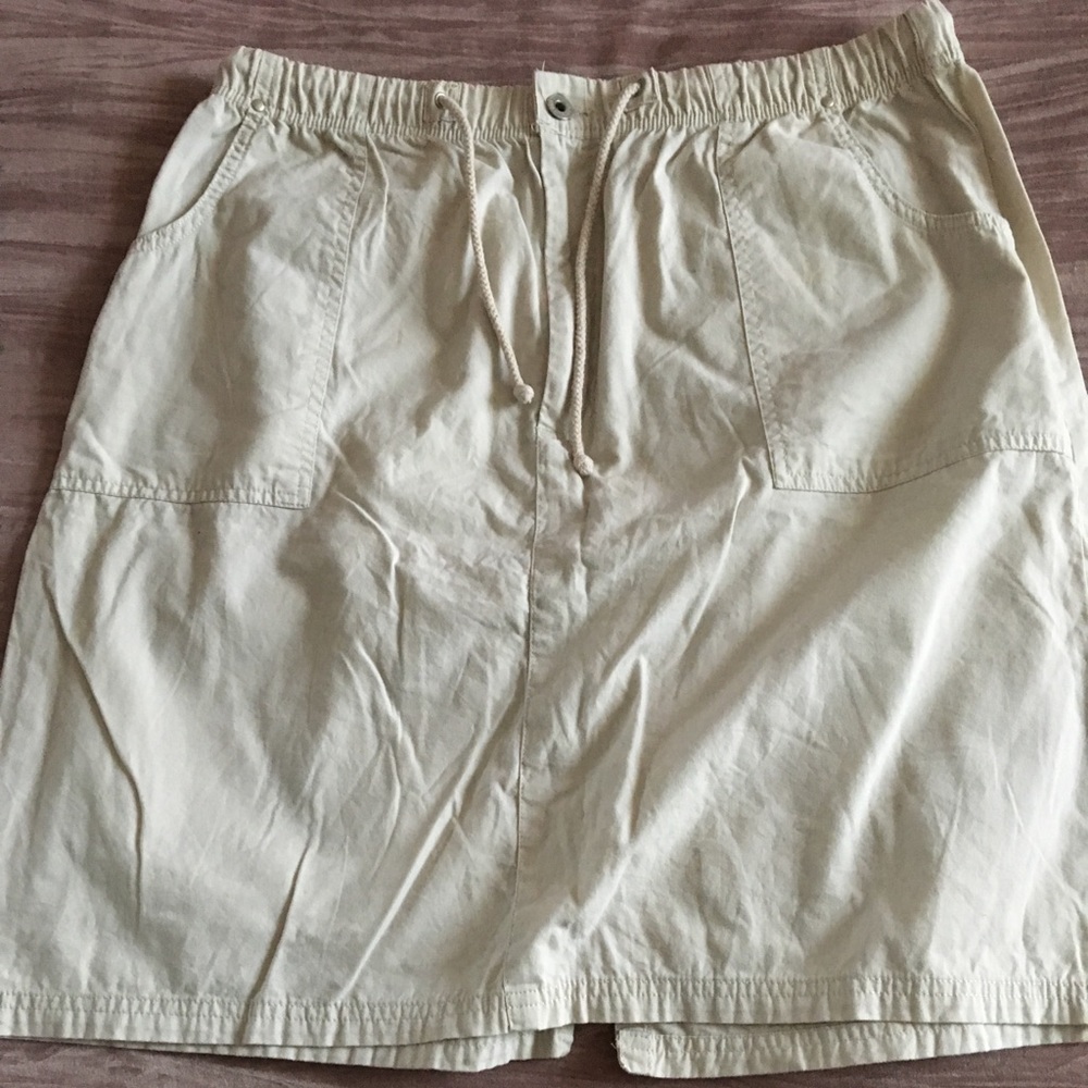 Cool and comfy lightweight skirt!